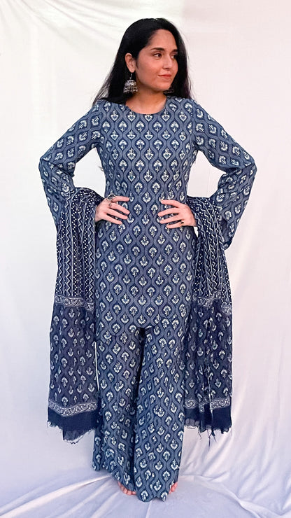 Blue Handblock Printed Corset Kurti Set with Slit Sleeves & Dupatta And Scarf